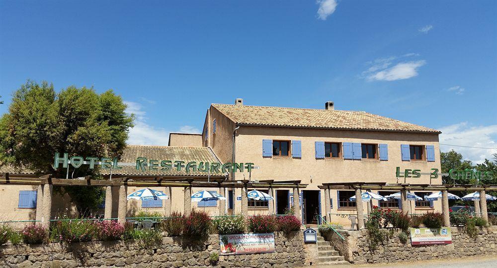 Hotel Restaurant Les 3 Chenes Frejus Ngoại thất bức ảnh
