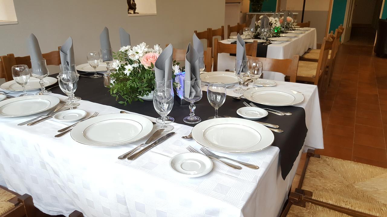 Hotel Restaurant Les 3 Chenes Frejus Ngoại thất bức ảnh